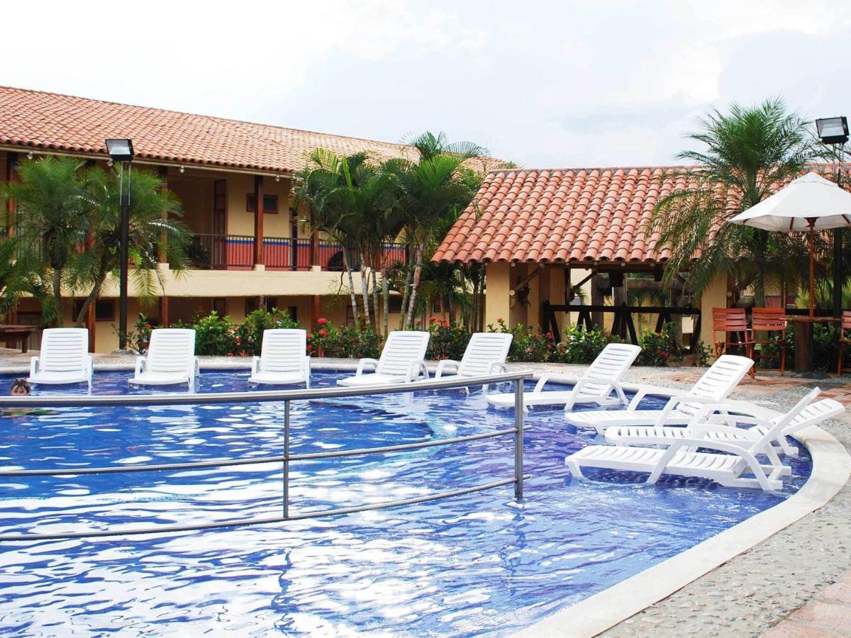 Decameron Panaca 킴바야 외부 사진
